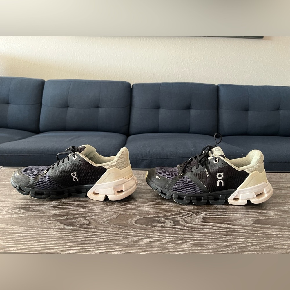 On Running Cloudflyer Wide Women’s Running Shoes